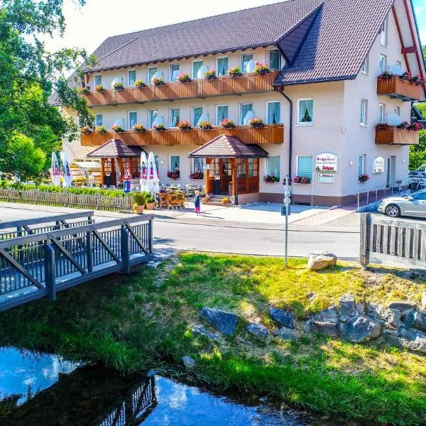 Hotel Restaurant Schwörer, hotel en Hinterzarten