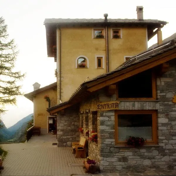 Locanda Lac Place Moulin, hotel em Breuil-Cervinia