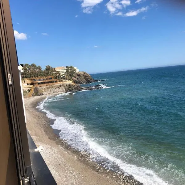 Malibu Playa Apartamento，阿羅約德拉米爾的飯店