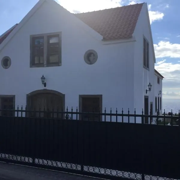 Restored Winery On The Atlantic 3bedroom house, hotel sa Sintra