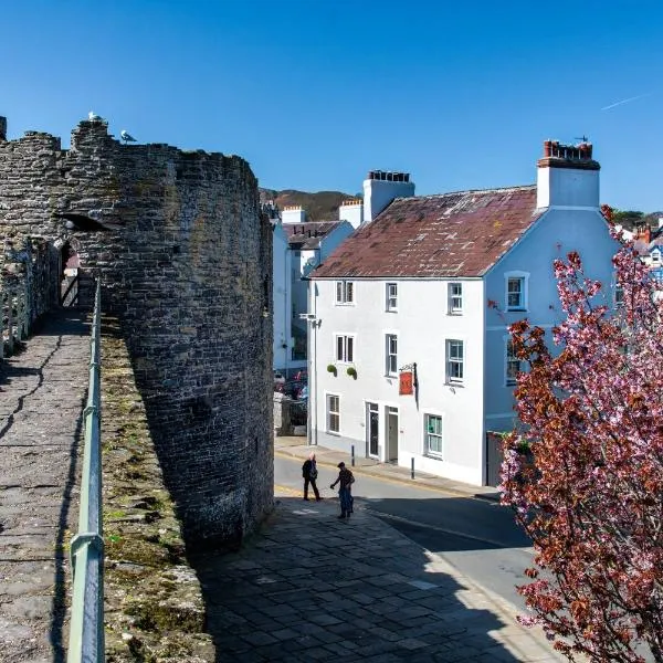 Number 18, hotell i Conwy