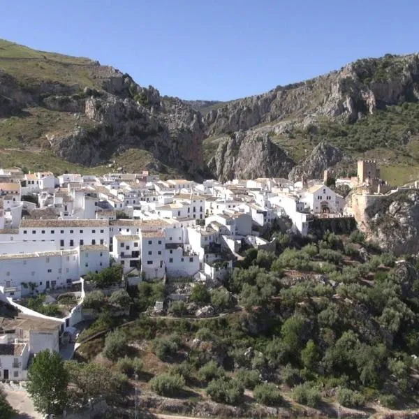 Hotel Zuhayra, hotel di Doña Mencía