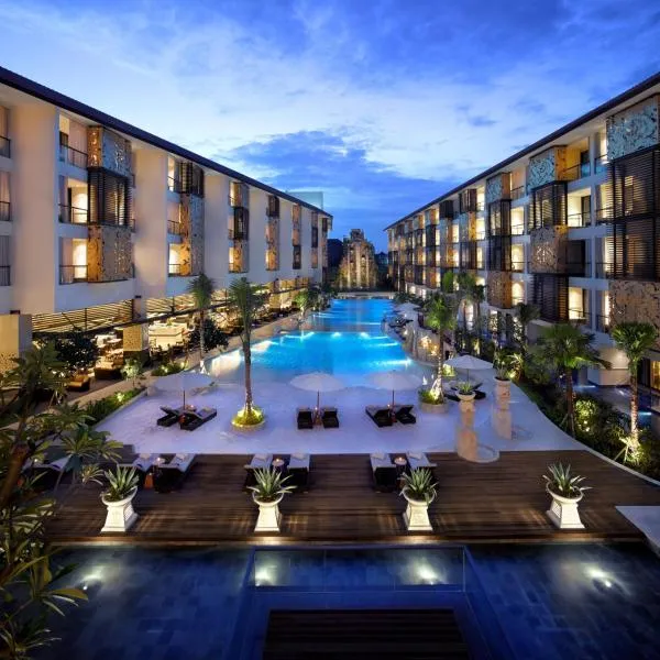 The Trans Resort Bali, hotel u gradu Seminjak