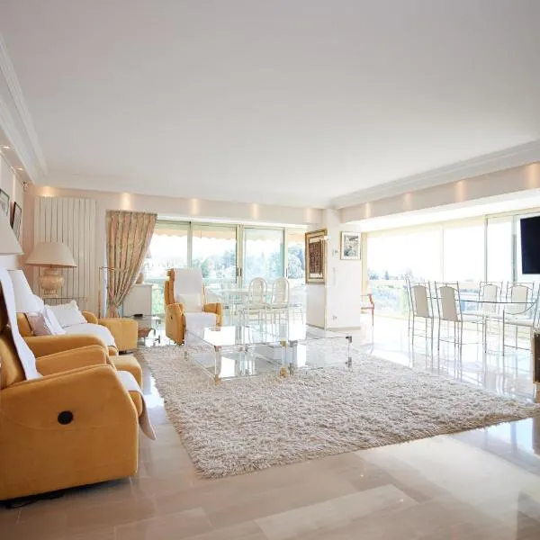 कान में, होटल Appartement Luxueux 150m2 - Cannes