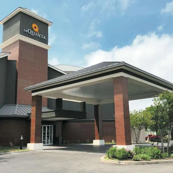 La Quinta by Wyndham Austin Airport, khách sạn ở Austin