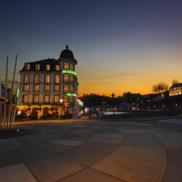 Hotel de la Poste - Relais de Napoleon III, hotelli kohteessa Bouillon