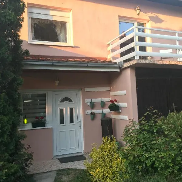 Sremska Kamenica में, होटल Apartmani Stojanovic