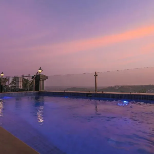 Hill Top Luxury Villa - 3 BHK || Infinity Pool โรงแรมในมาปูซา