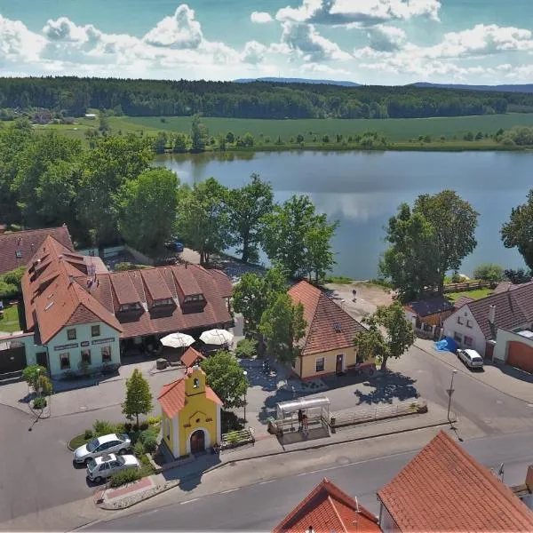 Šindlovská krčma, hotel em Hluboká nad Vltavou