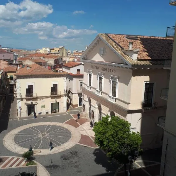 Business Home Piazza Cesare Battisti B&B Residence, hotel u gradu 'Foggia'