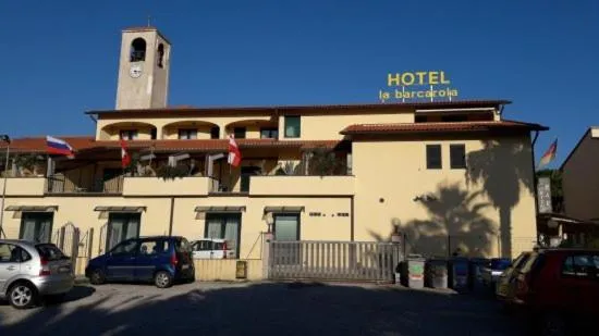 Hotel La Barcarola, hotel u gradu Marina di Kampo