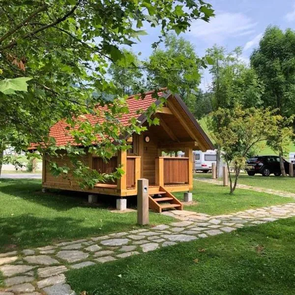 Camp Podgrad Vransko、Šempeter v Savinjski Doliniのホテル