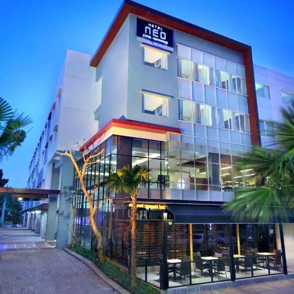 Hotel Neo Candi Simpang Lima - Semarang by ASTON, hotel v mestu Semarang