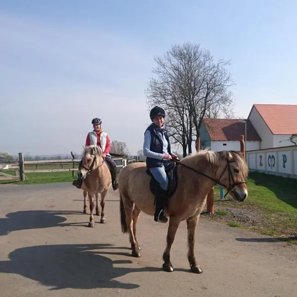 ZOOPARK Zelčín, hotel v destinácii Mělník