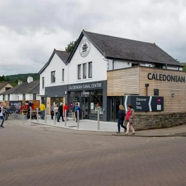 Lock Chambers, Caledonian Canal Centre, hotel Fort Augustusban