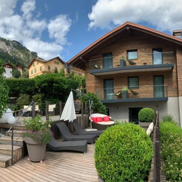 Alpotel Dolomiten, hotel din Molveno