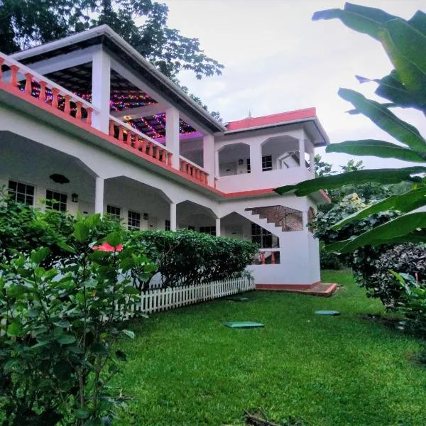 Polish Princess Guest House, ξενοδοχείο σε Port Antonio