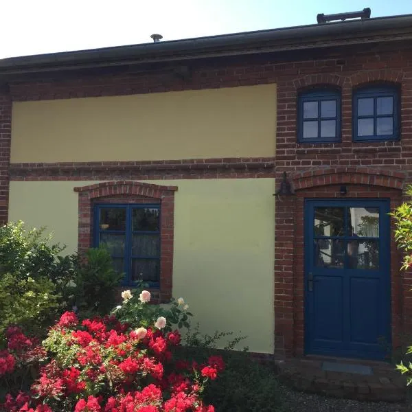 Ferienhaus an der Ostsee mit großem Garten, hôtel à Kühlungsborn