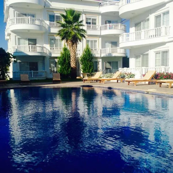 BELKA GOLF RESİDENCE Luxury Apt Poolside Belek، فندق في بيليك