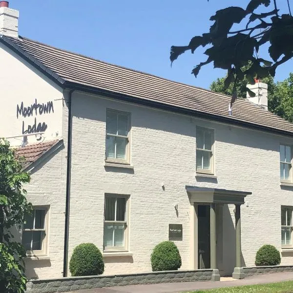 Moortown Lodge B&B, hotel a Ferndown