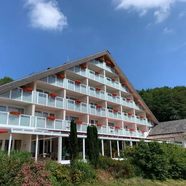 Sure Hotel by Best Western Rhoen Garden: Gersfeld şehrinde bir otel