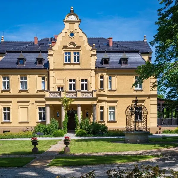 Pałac Gruszów, hotel di Swidnica