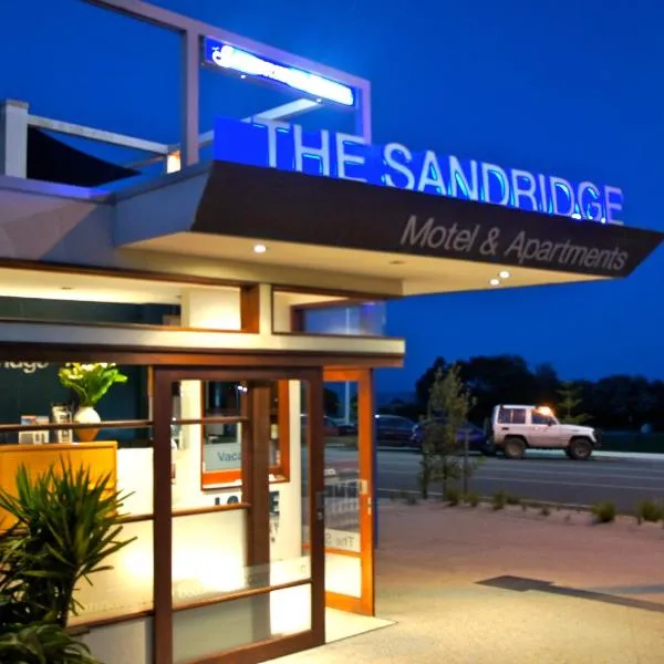 The Sandridge Motel, hotel sa Lorne