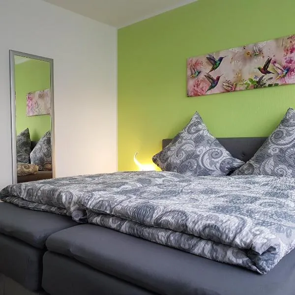 Apartment Alt-Refrath, hotelli kohteessa Bergisch Gladbach