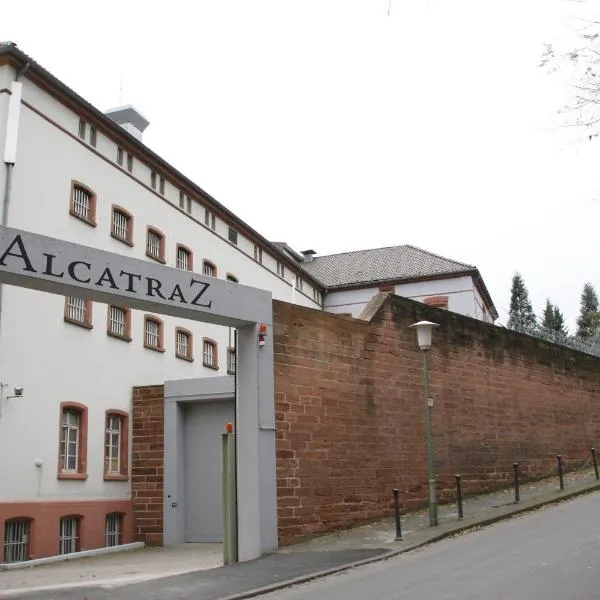 ALCATRAZ Hotel am Japanischen Garten, hotelli kohteessa Kaiserslautern