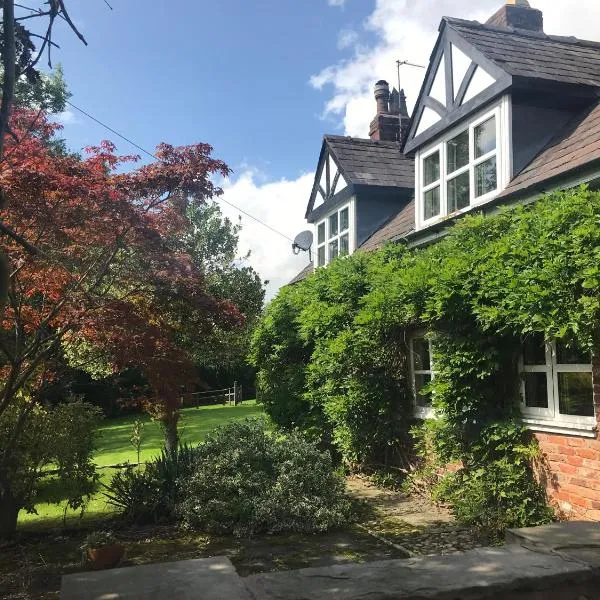 Rylands Farm Guest House, hotel v destinácii Wilmslow