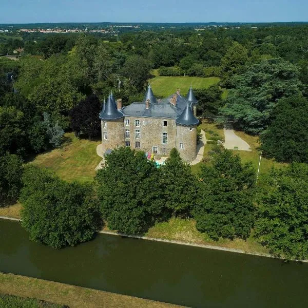 Château De La Frogerie, хотел в Шоле