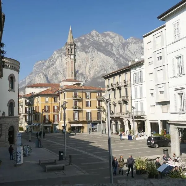 La Casa sul Lago Lecco, hotel sa Lecco