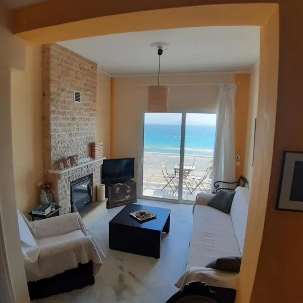 Apartment Michalis by the Sea, hotell i Artemida