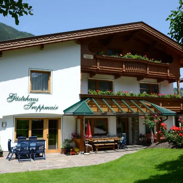 Gästehaus Troppmair, hotel u gradu Finkenberg