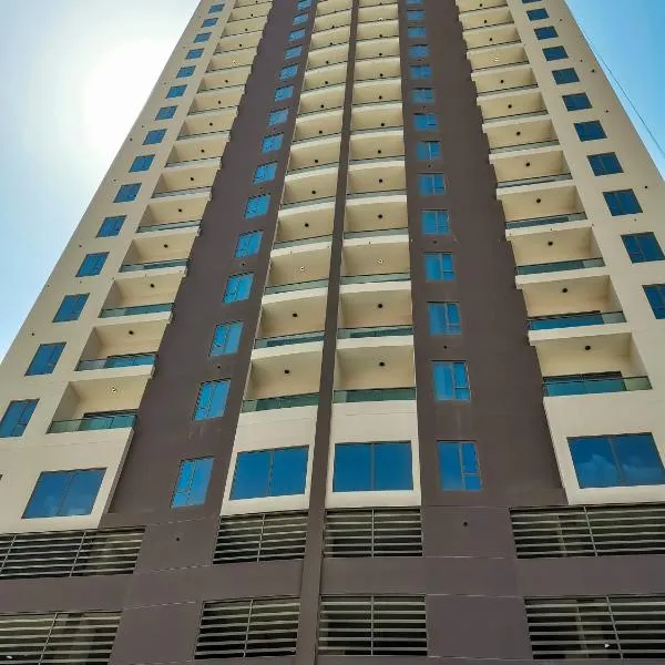 주파이르에 위치한 호텔 The Spot Residence