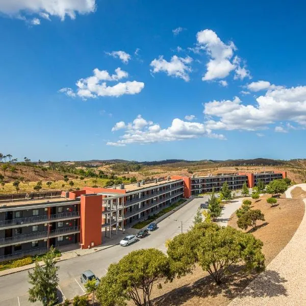 Algarve Race Resort - Apartments, hotel u gradu 'Aljezur'