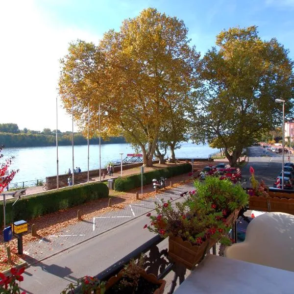 Hotel Am Schloss Biebrich, hotel di Wiesbaden