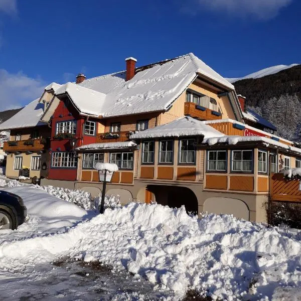 Edelsteinhotel Guniwirt, hotel v destinaci Krakauebene