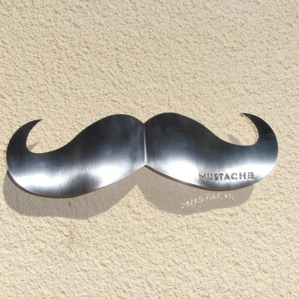 Mustache Studio, Hotel in Ourém