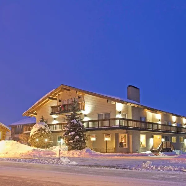 The Mammoth Creek Inn, hotel em Mill City