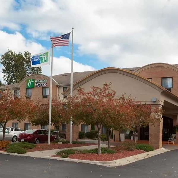 Holiday Inn Express Hotel & Suites Canton, an IHG Hotel, hotelli Canton (Michigan)