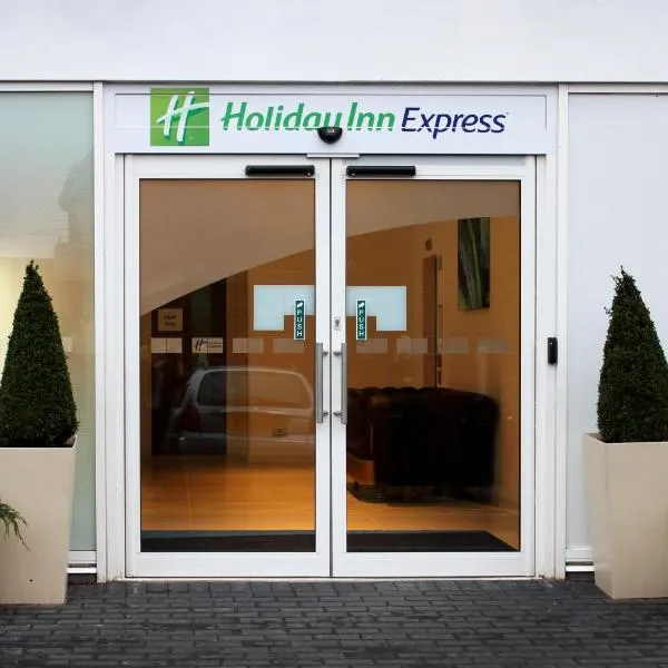 Holiday Inn Express Wakefield, an IHG Hotel, khách sạn ở Wakefield