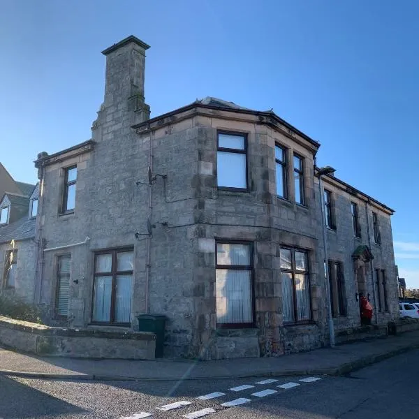 Hayfield Apartment, hotel di Lossiemouth