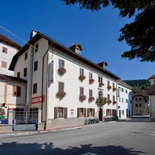 Albergo Alle Alpi, hotel em Ravascletto