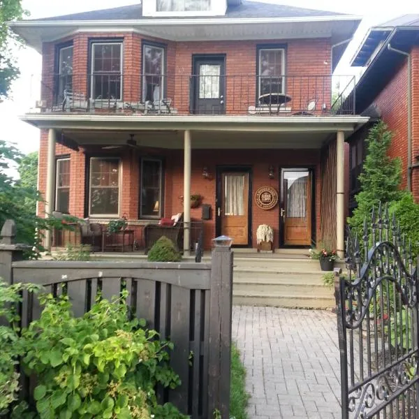 A Hidden Gem Bed and Breakfast, hotel a Windsor