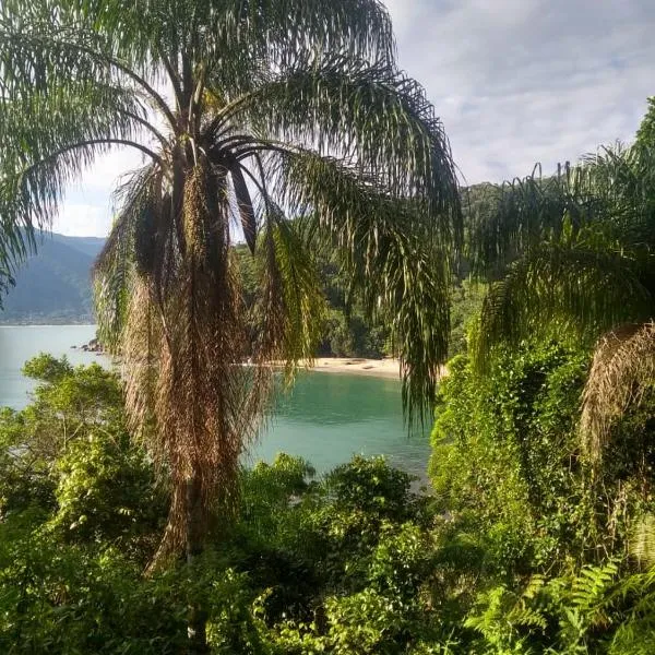 Ubatuba Surf Hostel, apenas a 60 metros da praia da Lagoinha!, hotel v mestu Ubatuba