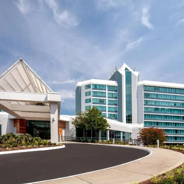 Holiday Inn Newport News - Hampton, an IHG Hotel, khách sạn ở Newport News