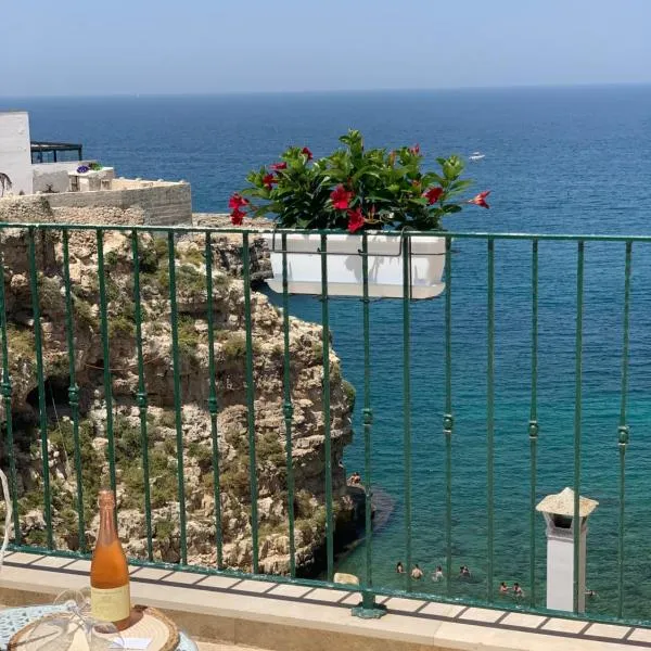 POSEA - Polignano Sea Suites, hotel v mestu Polignano a Mare