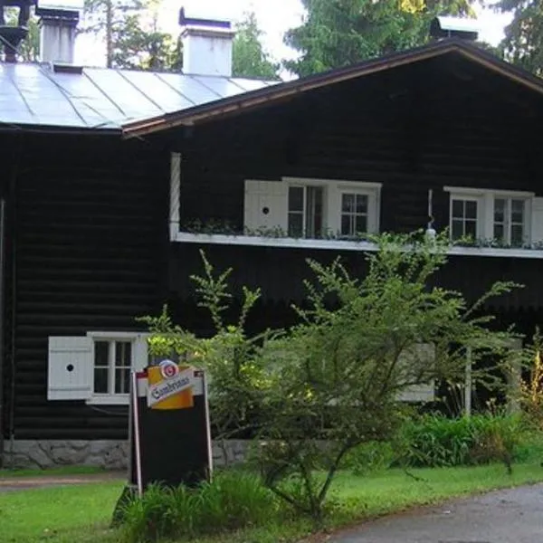 Chata Tokáň, hotel en Česká Kamenice