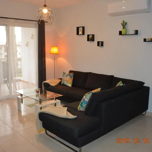 Luxury Apartment, hotel Paphos City